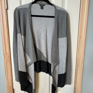 Womans Sweater with wrap around front, Size M, Black, white, gray, Kenneth Cole